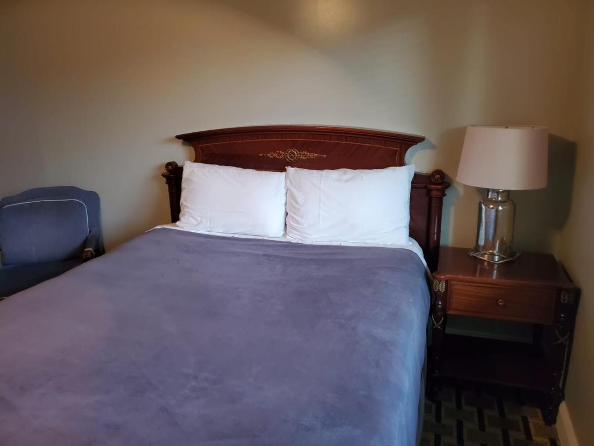 Golden Gate Lodging Plattsburgh Ngoại thất bức ảnh