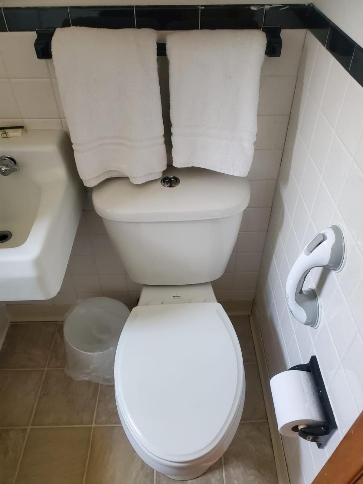 Golden Gate Lodging Plattsburgh Ngoại thất bức ảnh